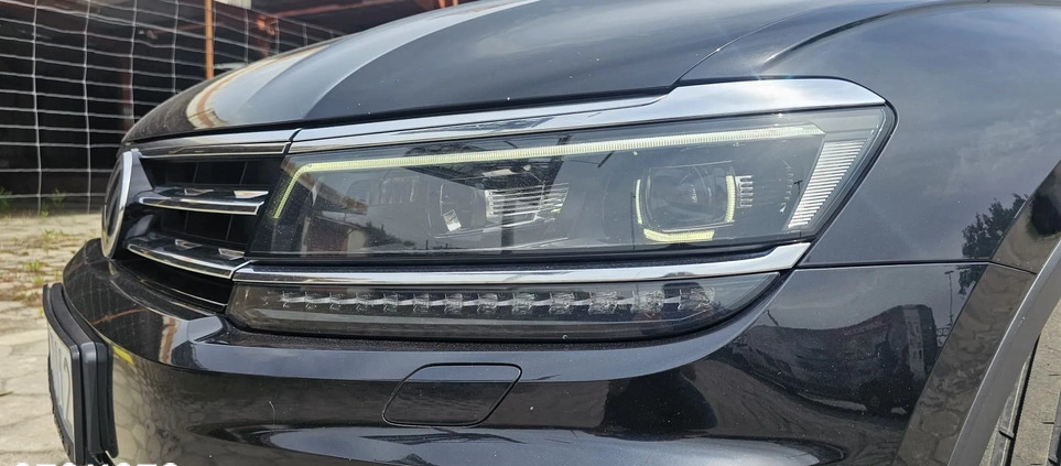 Volkswagen Tiguan cena 92250 przebieg: 216875, rok produkcji 2016 z Łódź małe 154